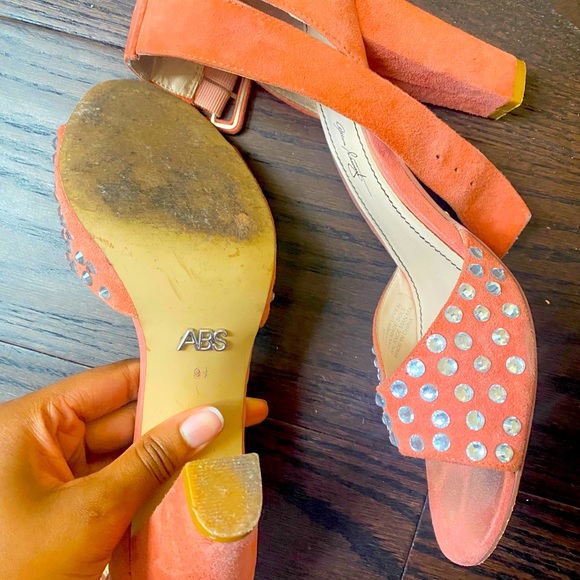 Sandals - Picture 2 of 3